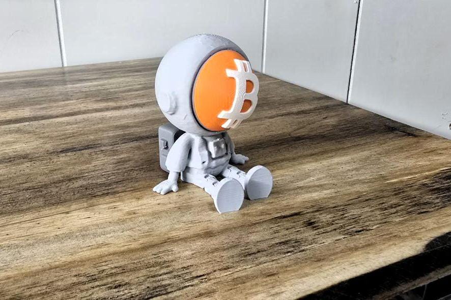 Bitcoin Astronaut | Flexible Legs | Cute!